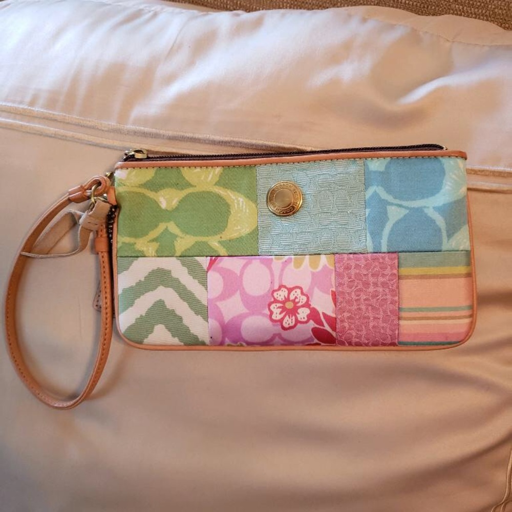 Authentic Coach wristlet